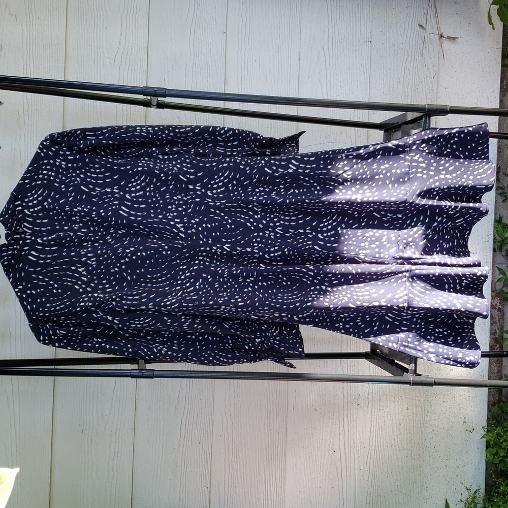 BNWT DKNY Navy Printed Tie Neck Bishop-Sleeve Mini (6) - Picture 9 of 12